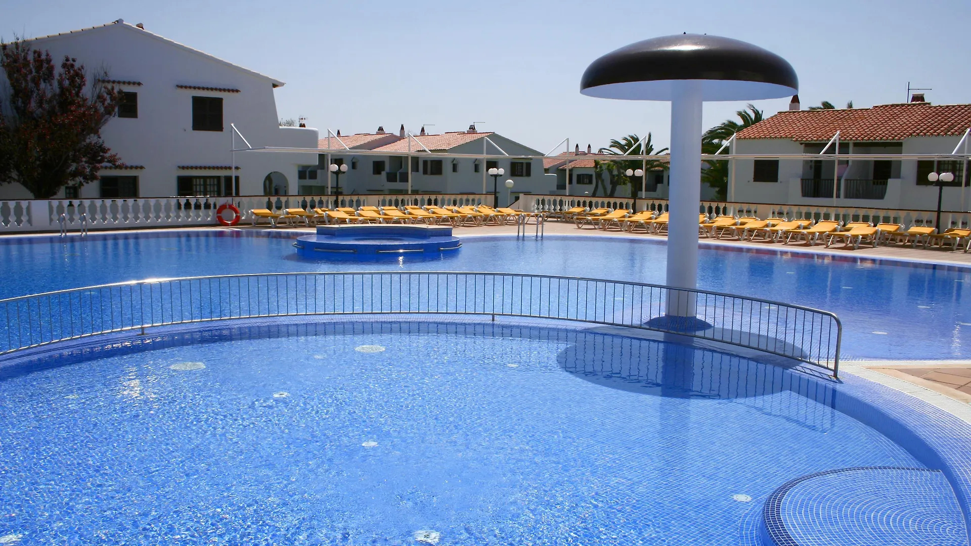 Apartamentos Son Bou Gardens By Menorcarentals Aparthotel