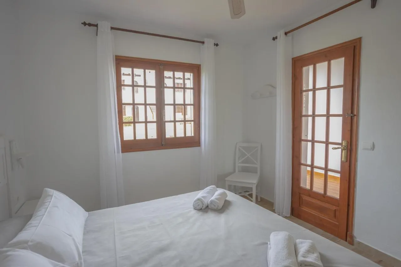 Apartamentos Son Bou Gardens By Menorcarentals