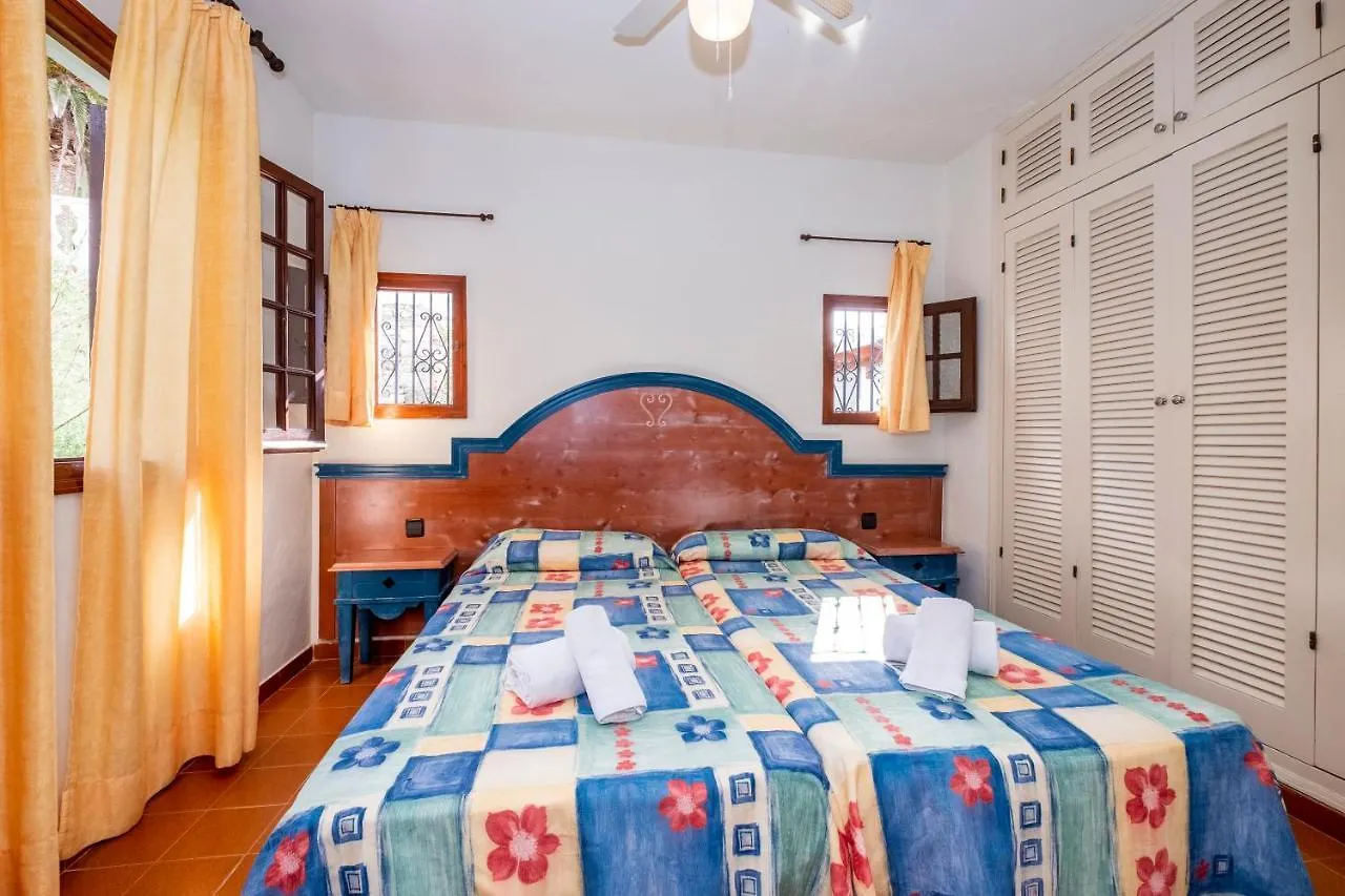 Apartamentos Son Bou Gardens By Menorcarentals 2*,