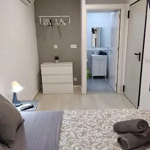 Hotel Urban Basic L'Hospitalet de Llobregat
