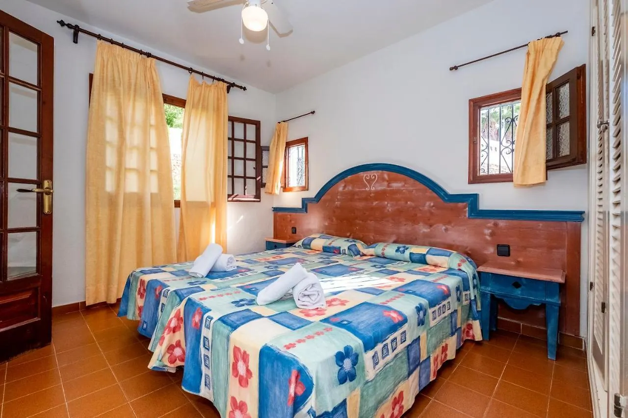 Apartmanhotel Apartamentos Son Bou Gardens By Menorcarentals